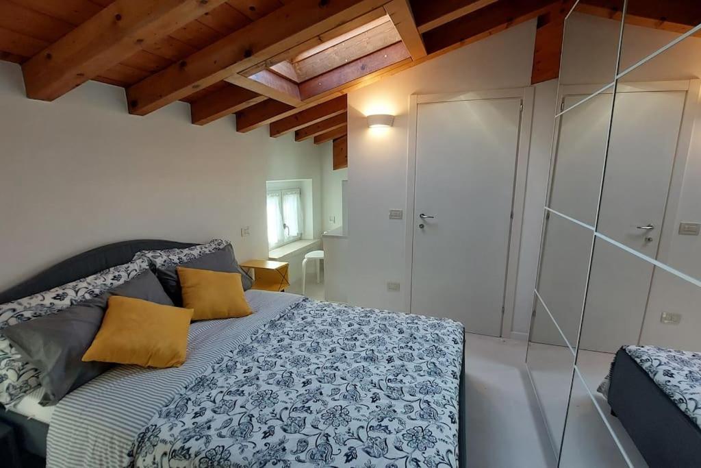 Sui Tetti Di Valeggio - Holiday Apartment Valeggio sul Mincio Kültér fotó
