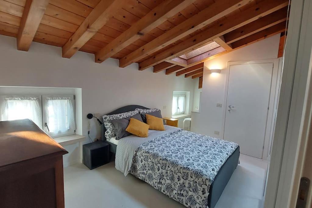 Sui Tetti Di Valeggio - Holiday Apartment Valeggio sul Mincio Kültér fotó