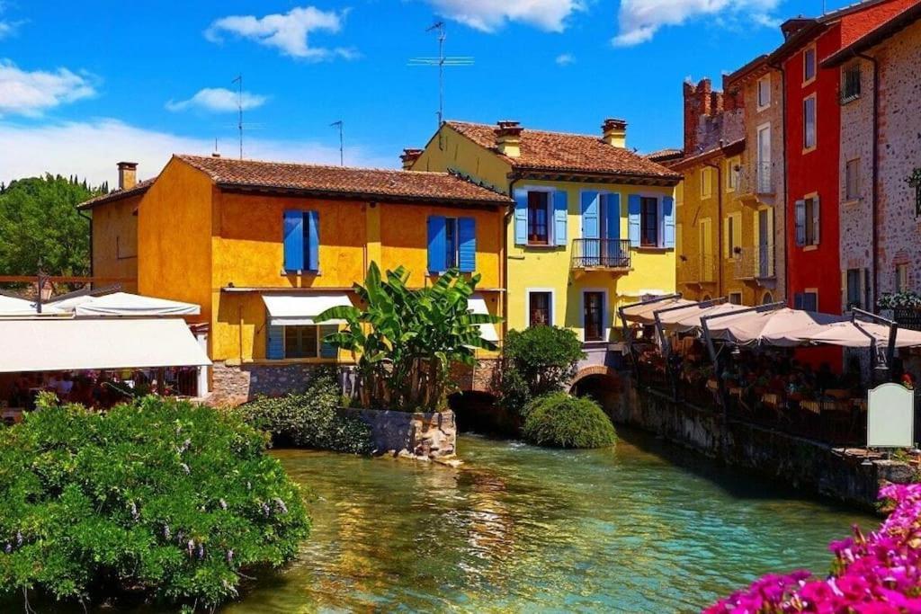 Sui Tetti Di Valeggio - Holiday Apartment Valeggio sul Mincio Kültér fotó